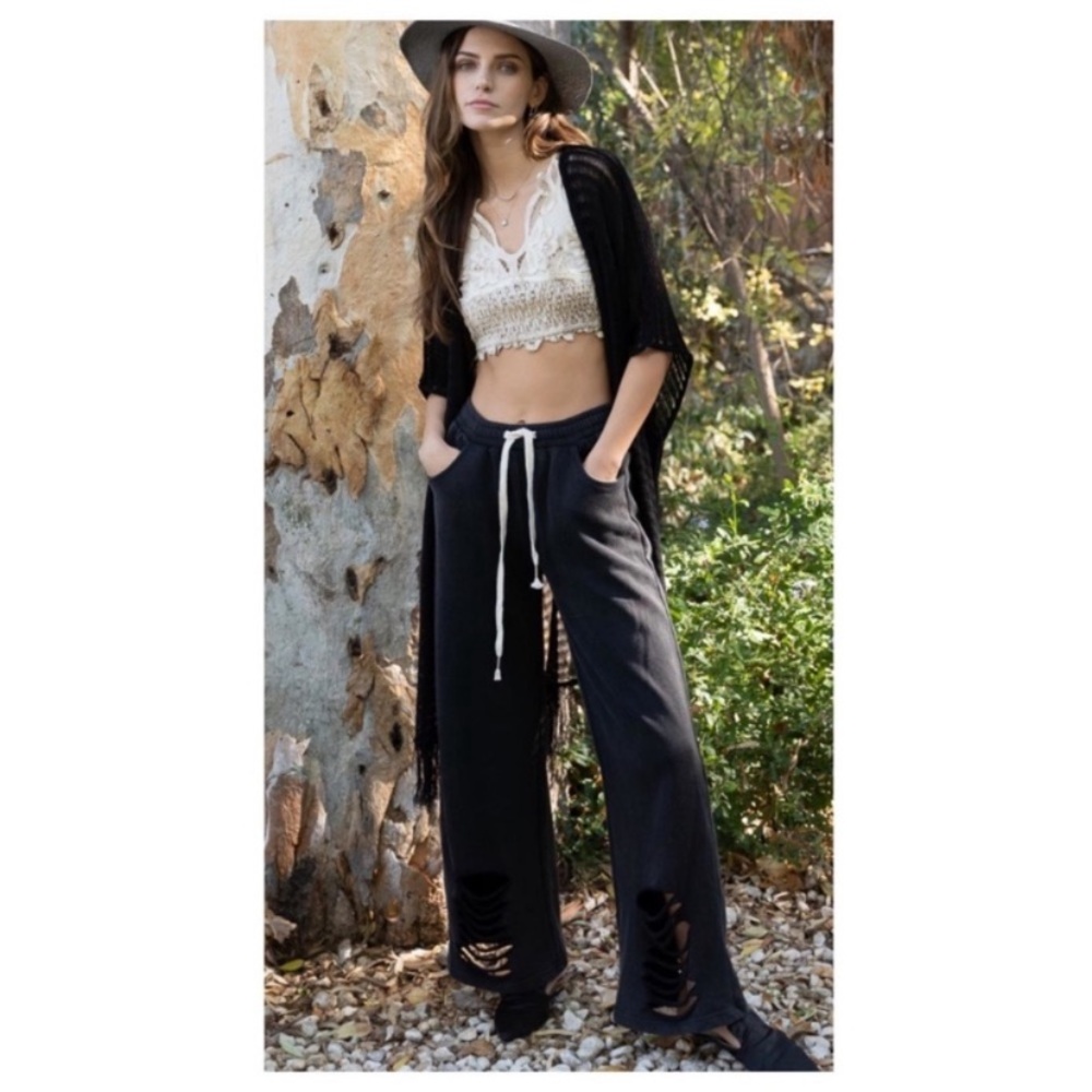 New POL Black Loose Rib Knit Cardigan/Kimono With Fringe Hem - Picture 7 of 11